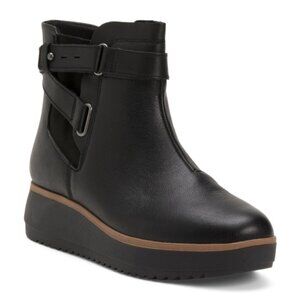 CLARKS Wide Suede Zylay Faye Comfort Boots